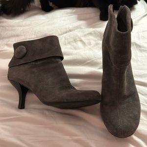 Grey suede boots by Franco sarto